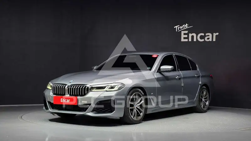 2023 BMW 520M