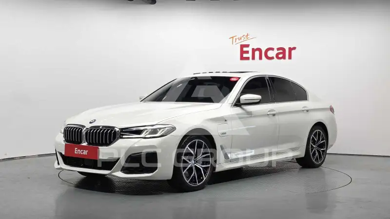 2023 BMW 530M