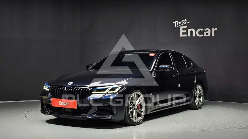 2023 BMW 550M