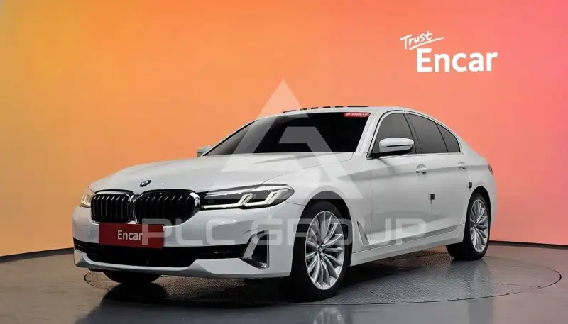 2023 BMW 530