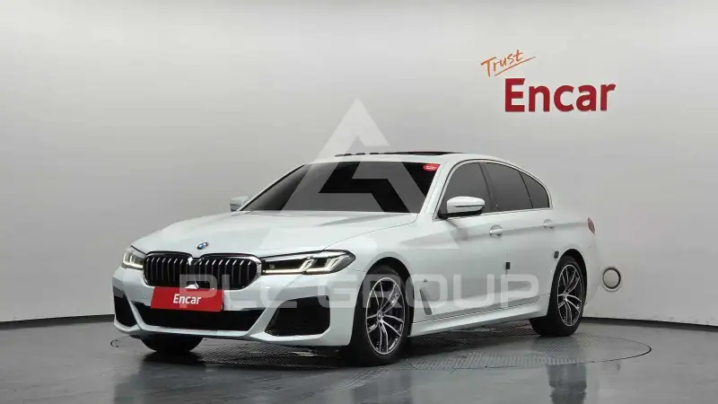 2023 BMW 523M