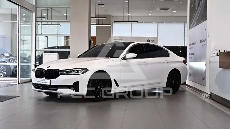 2023 BMW 520