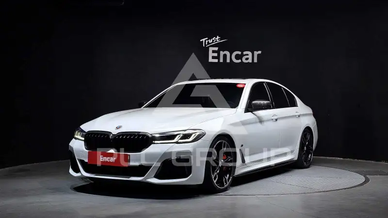 2023 BMW 550M