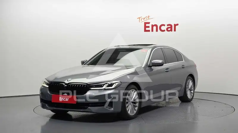2023 BMW 520