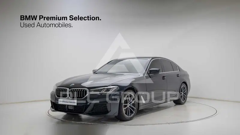 2023 BMW 523M