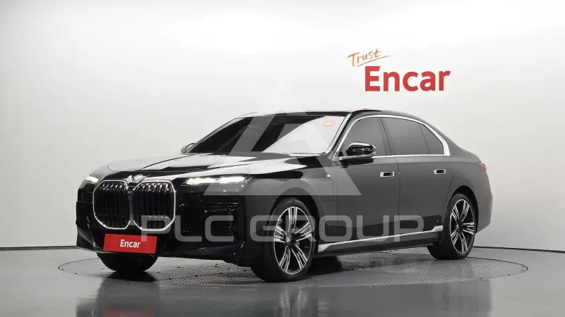 2023 BMW 750M