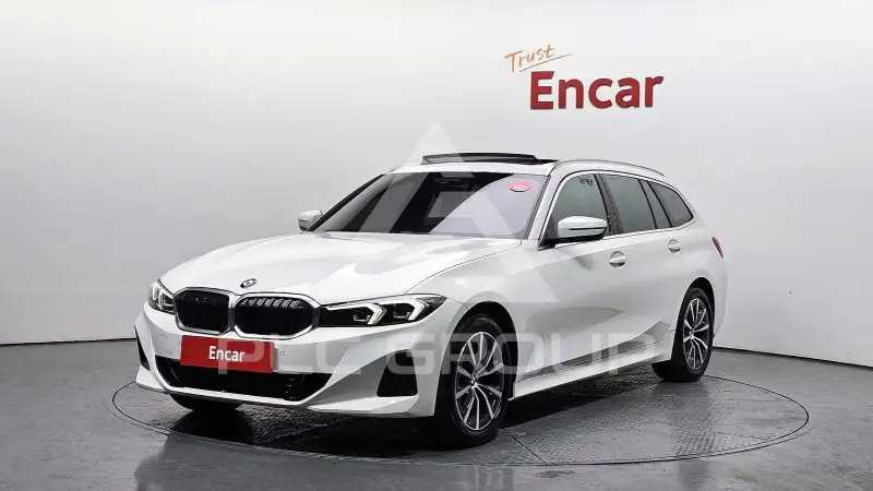 2023 BMW 320