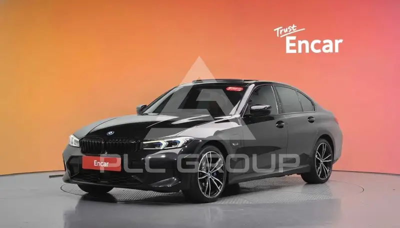 2023 BMW 330