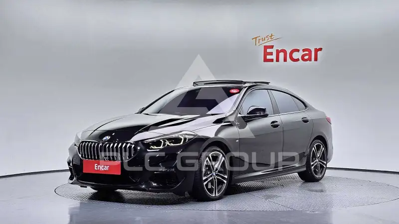 2023 BMW 220M