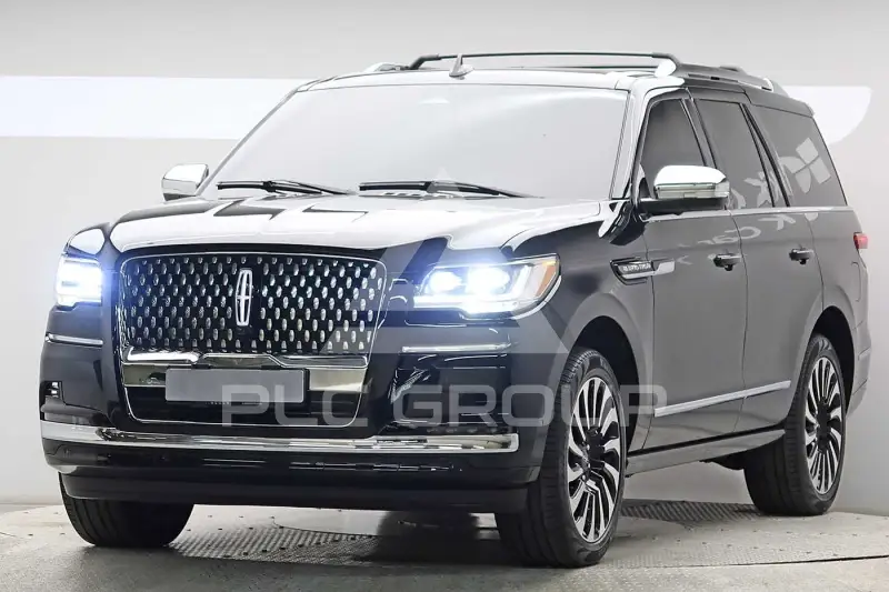 2023 Lincoln NAVIGATOR