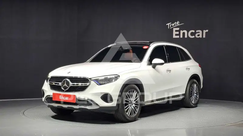 2023 Mercedes Benz GLC-Class
