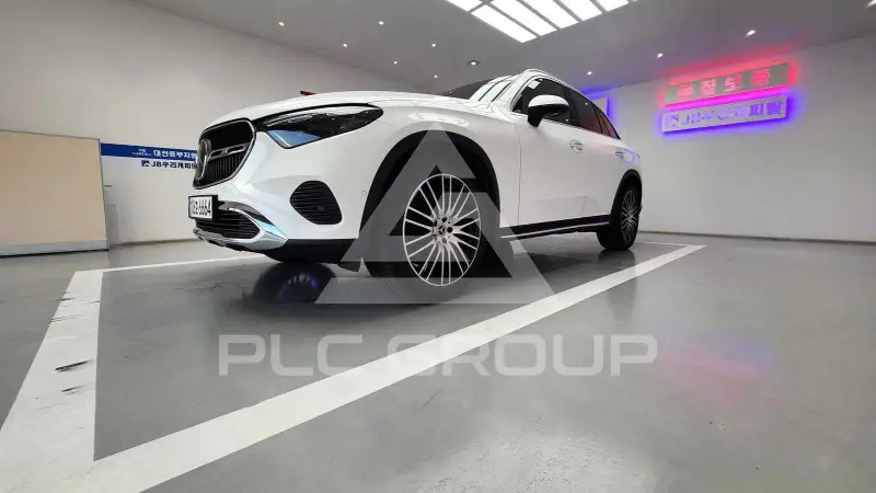 2023 Mercedes Benz GLC-Class