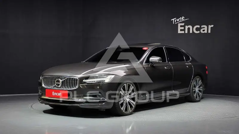 2023 Volvo S90