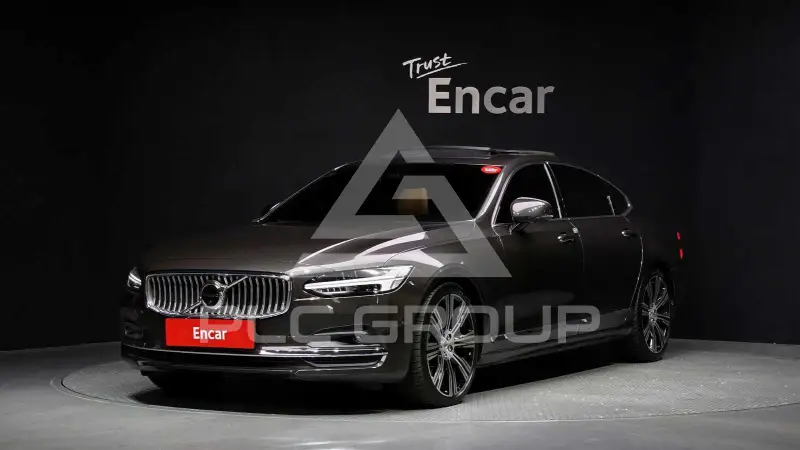 2023 Volvo S90