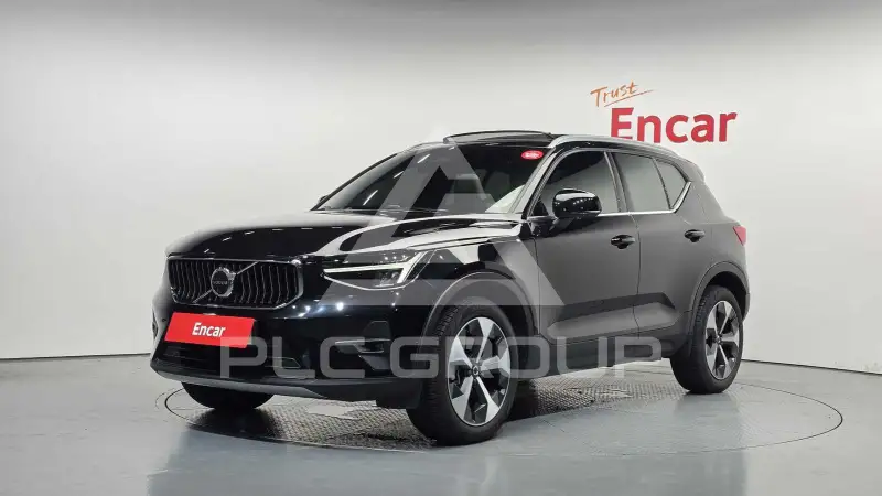 2023 Volvo XC40
