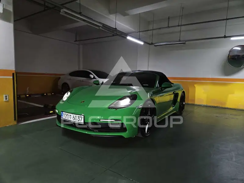 2023 Porsche 718