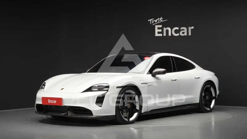 2023 Porsche Taycan