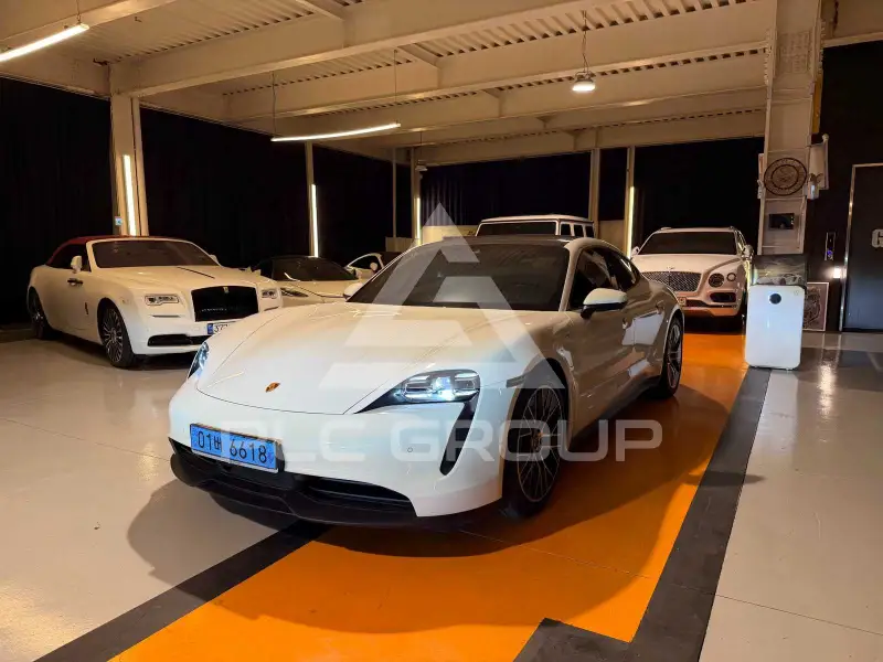 2023 Porsche Taycan