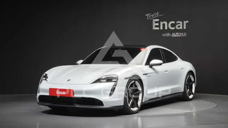 2023 Porsche Taycan