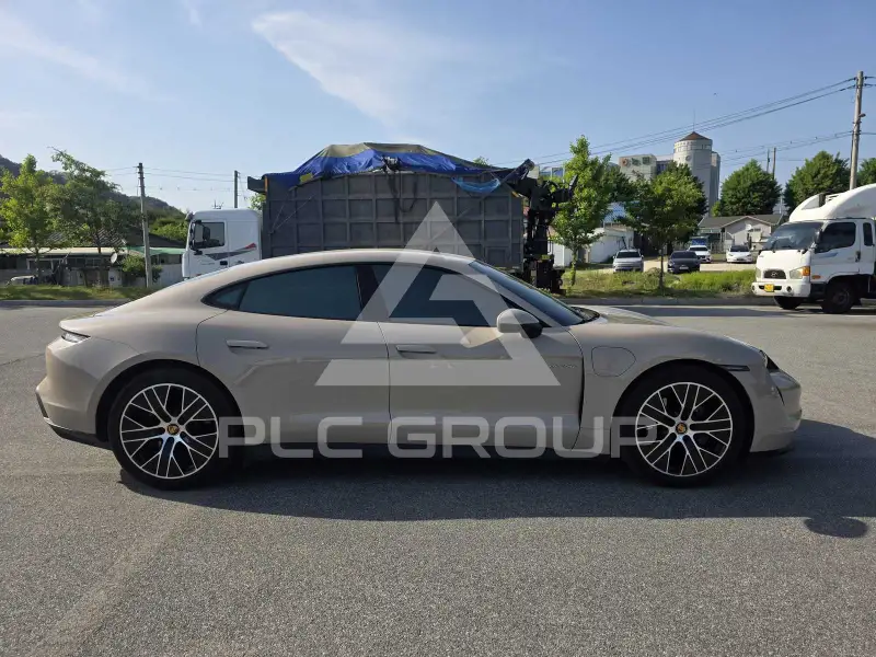 2023 Porsche Taycan