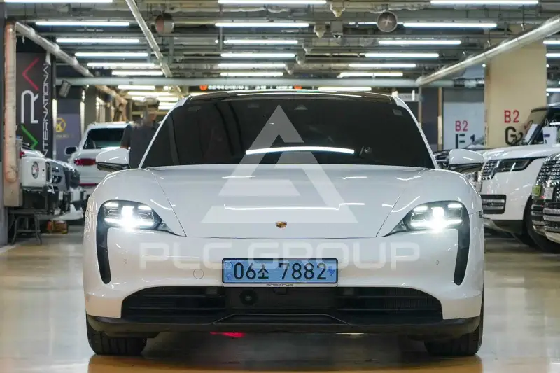2023 Porsche Taycan