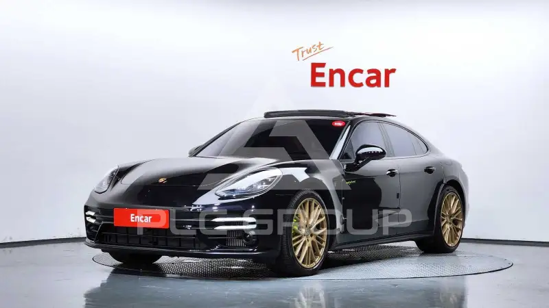 2023 Porsche Panamera