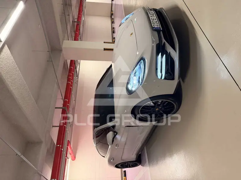 2023 Porsche Panamera