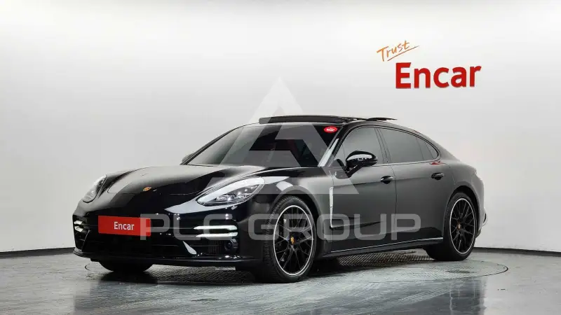 2023 Porsche Panamera
