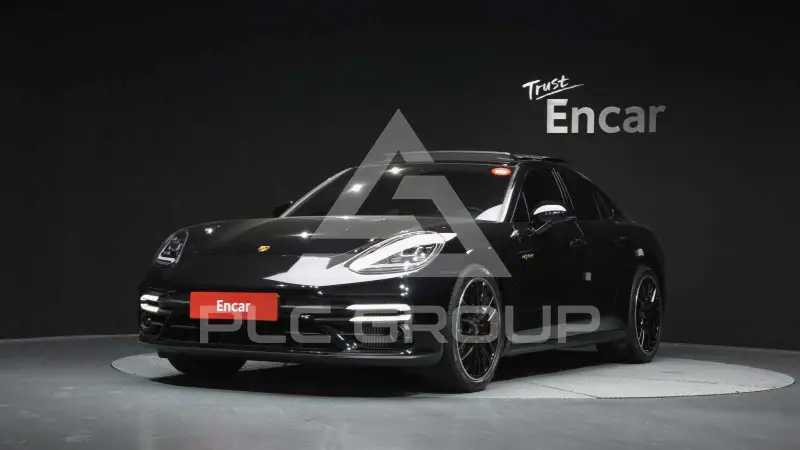 2023 Porsche Panamera