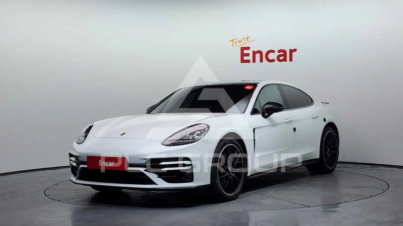 2023 Porsche Panamera