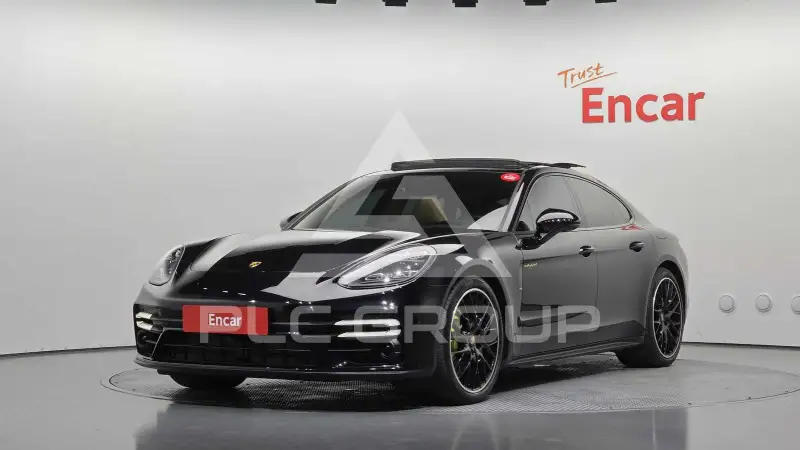 2023 Porsche Panamera