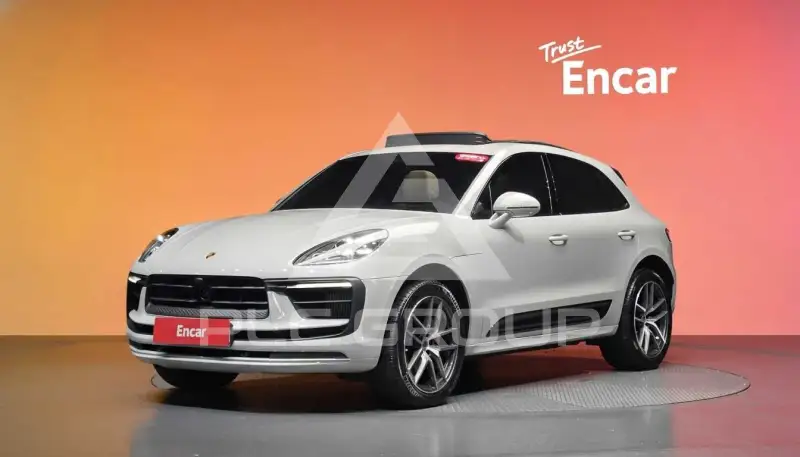 2023 Porsche Macan