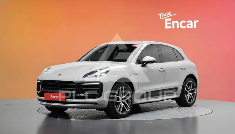 2023 Porsche Macan