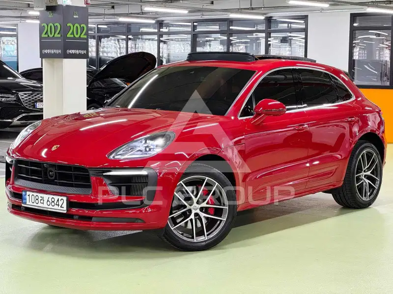 2023 Porsche Macan