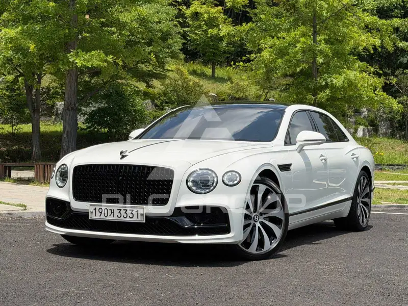 2023 Bentley Flying