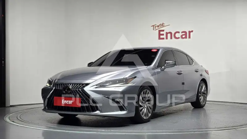 2023 Lexus ES