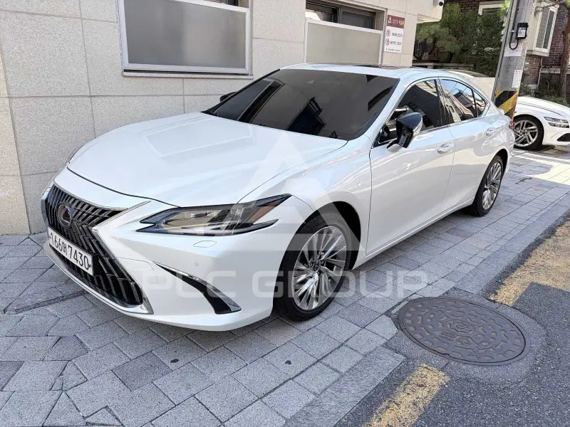 2023 Lexus ES