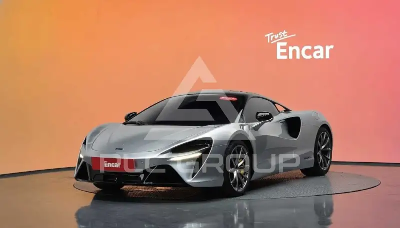 2023 McLaren ARTURA