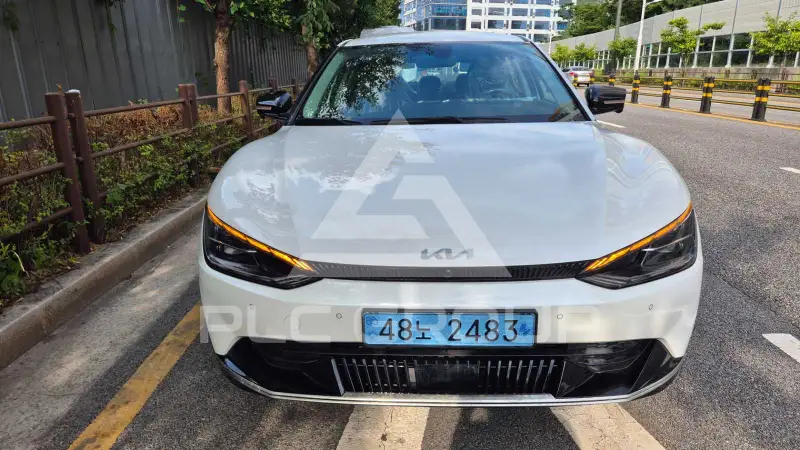 2023 KIA EV