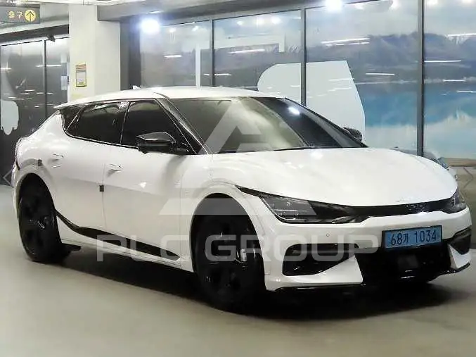 2023 KIA EV