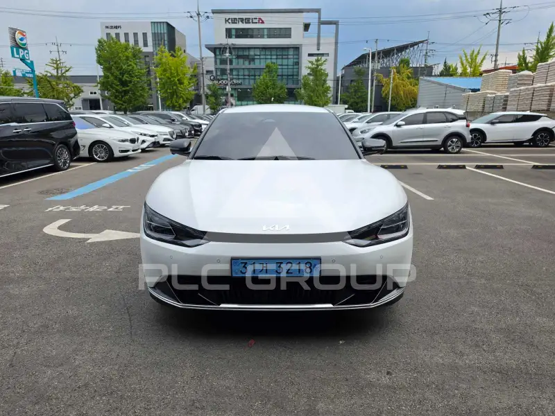 2023 KIA EV