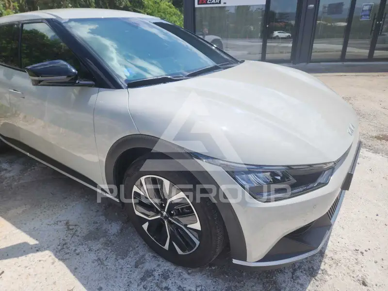 2023 KIA EV