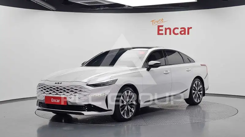 2023 KIA K8