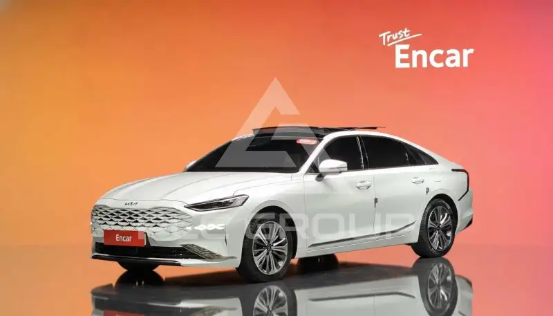 2023 KIA K8