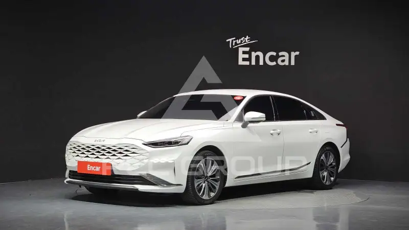 2023 KIA K8