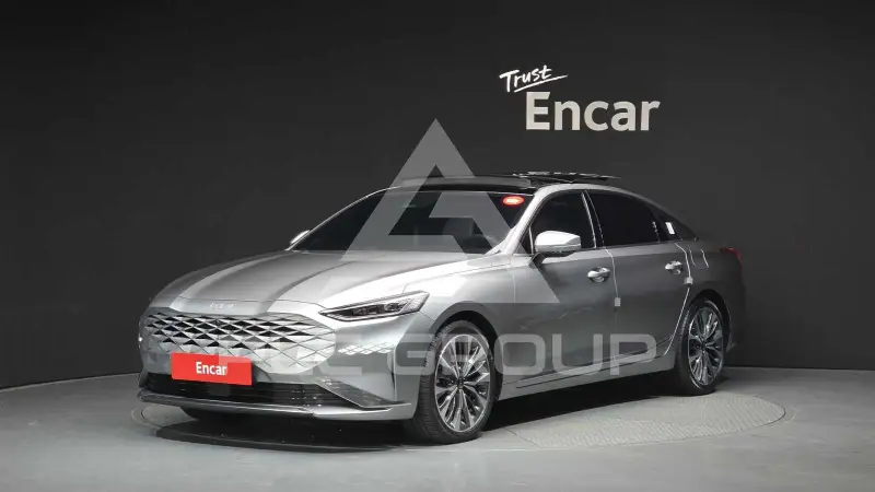 2023 KIA K8