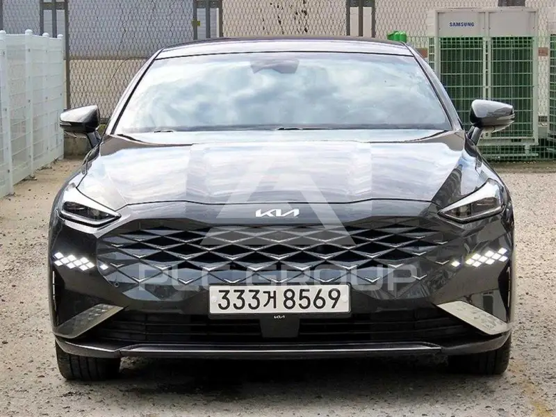 2023 KIA K8