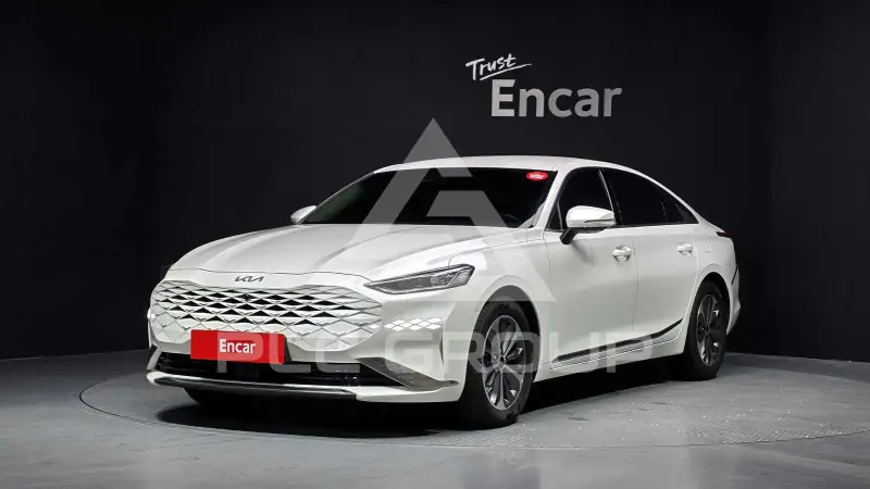 2023 KIA K8