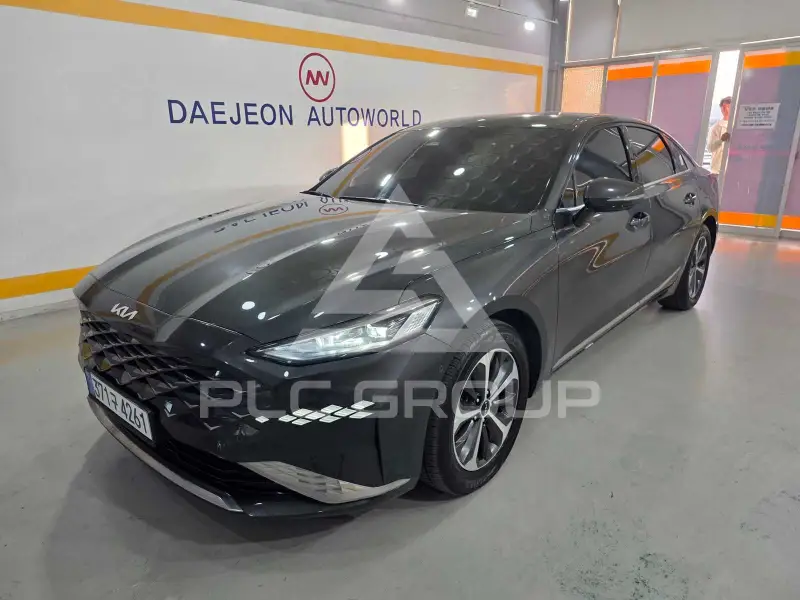 2023 KIA K8
