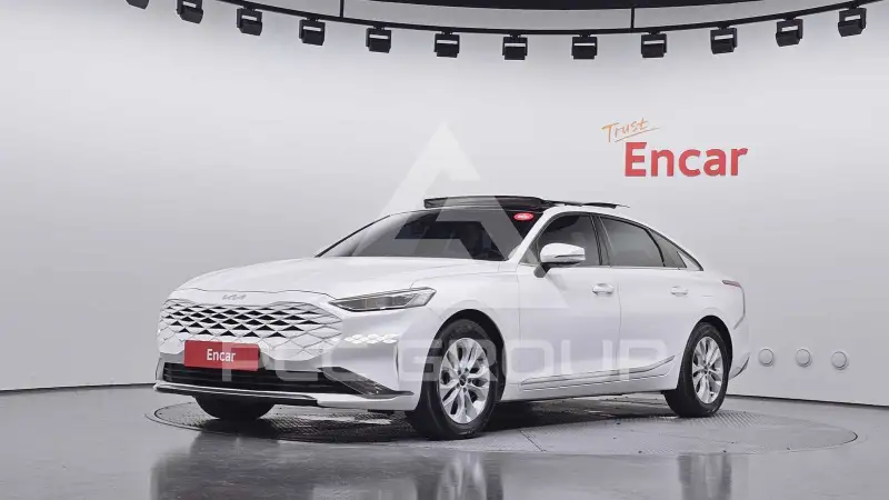 2023 KIA K8